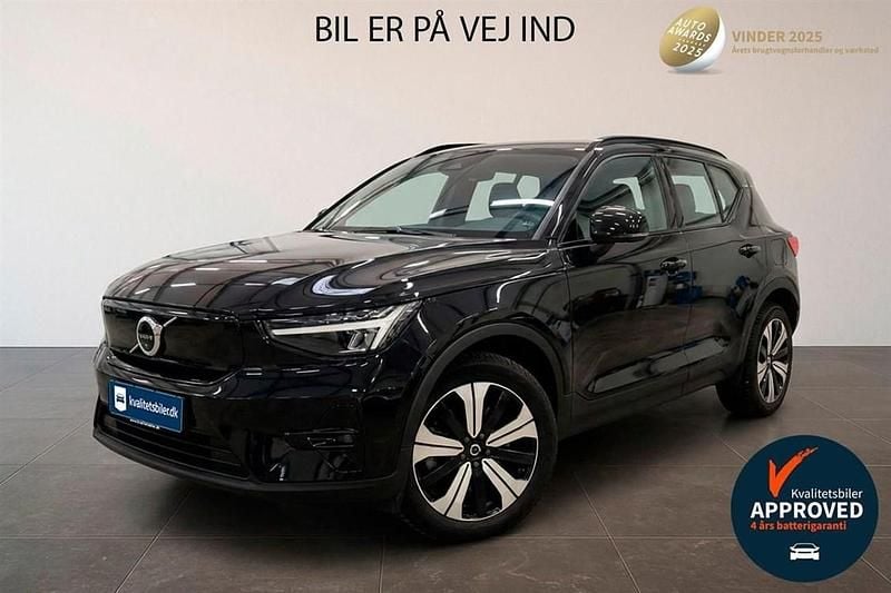 Sort Brugt 2023 Volvo XC40 Core SUV | 209.900 kr. (Super pris) - Billede 1/4