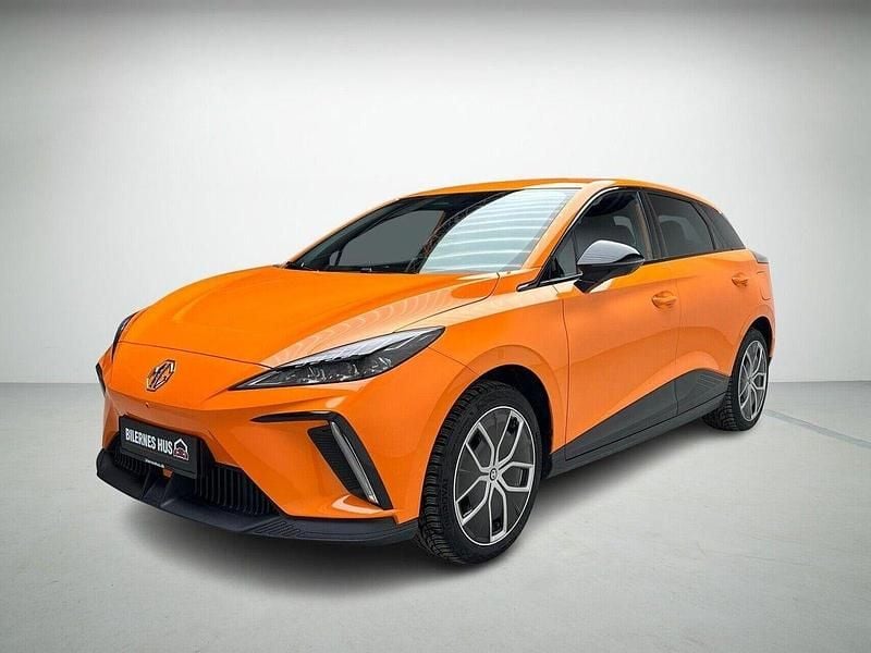 Brugt MG MG4 EV Luxury 150 kW (204 HK) 2024 Orange Hatchback