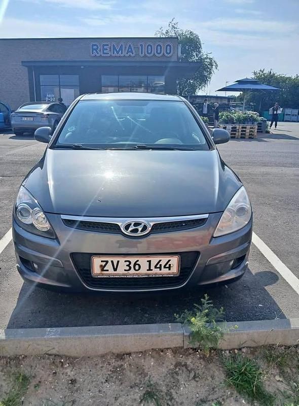 Brugt 2009 Hyundai i30 | 32.000 kr. (Lidt for dyr) - Billede 1/4