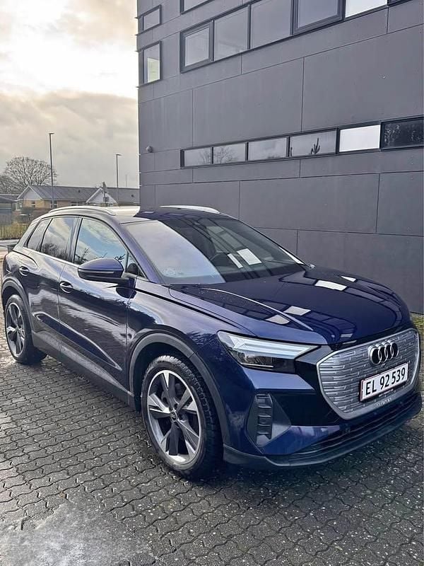Brugt Audi Q4 e-tron Comfort 29 kW (40 HK) 2022 Blå SUV