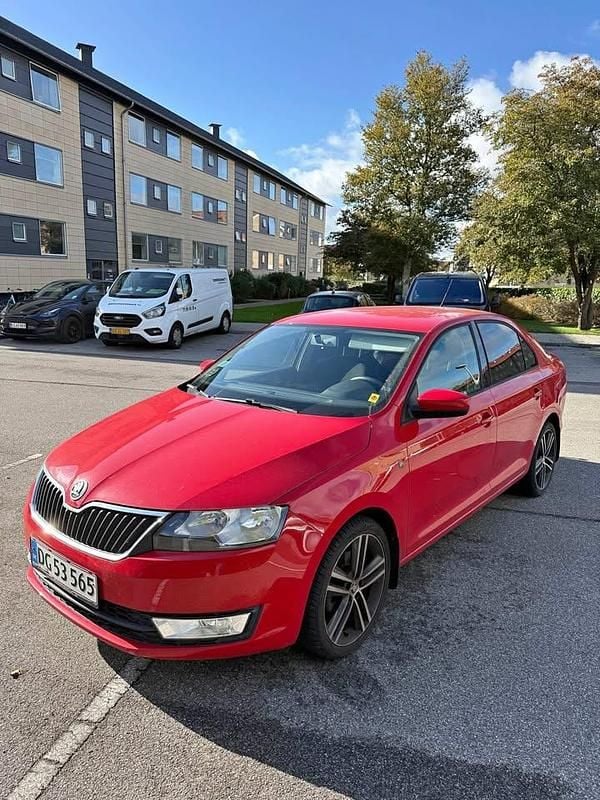 Brugt Skoda Rapid 105 HK (77 kW) 2014 Rød Hatchback