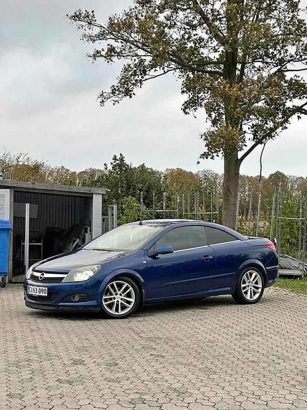 Brugt Opel Astra Cabriolet 140 HK (102 kW) 2007 Cabriolet
