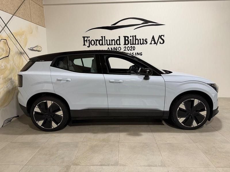 Brugt Volvo EX30 Performance 314 kW (428 HK) 2024 Lysblåmetal SUV