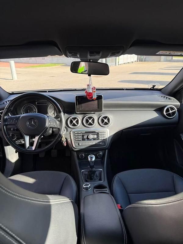 Brugt Mercedes A180 109 HK (80 kW) 2015 Sort Hatchback