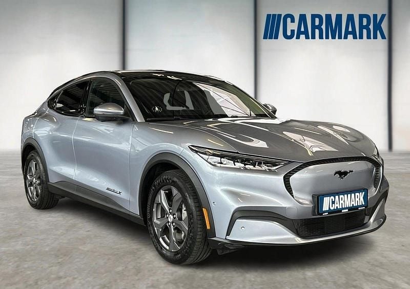 Sølvmetal Brugt 2023 Ford Mustang Mach-E Extended Range SUV | 264.500 kr. (God pris) - Billede 1/4