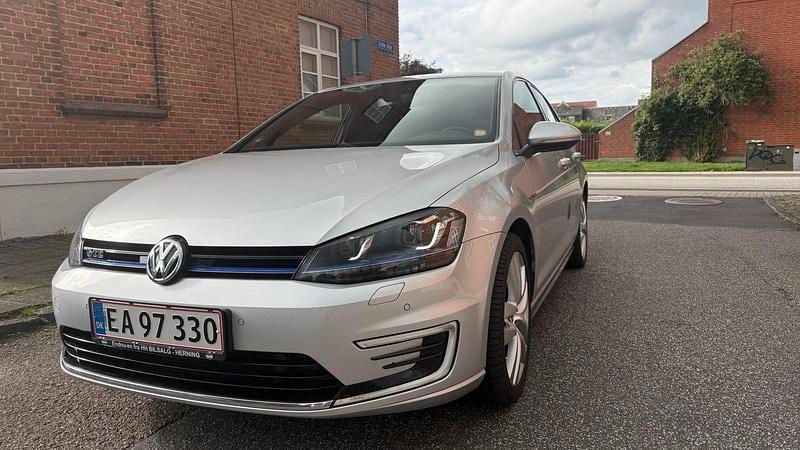 Grå Brugt 2016 VW Golf VII GTE Hatchback | 161.600 kr. (Fair pris) - Billede 1/8