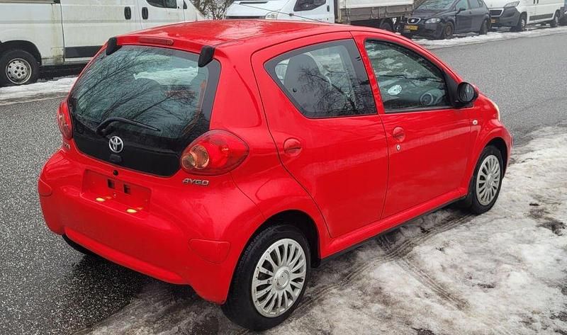 Brugt Toyota Aygo 68 HK (50 kW) 2007 Hatchback