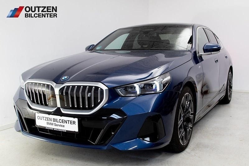 Brugt 2024 BMW i5 M Sport Sedan | 589.900 kr. (Dyr) - Billede 1/4