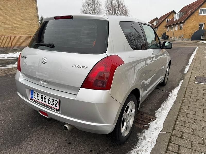 Brugt Suzuki Swift 92 HK (67 kW) 2007 Hatchback