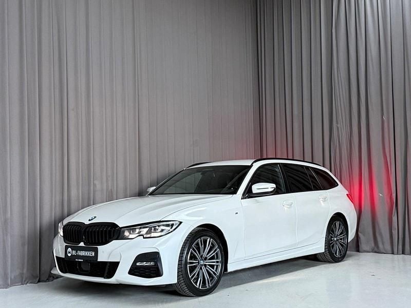 Hvidmetal Brugt 2020 BMW 320 M Sport Stationcar | 319.900 kr. (Dyr) - Billede 1/4