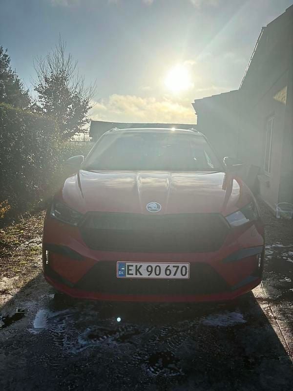 Brugt Skoda Enyaq iV SportLine 150 kW (204 HK) 2022 Rød SUV