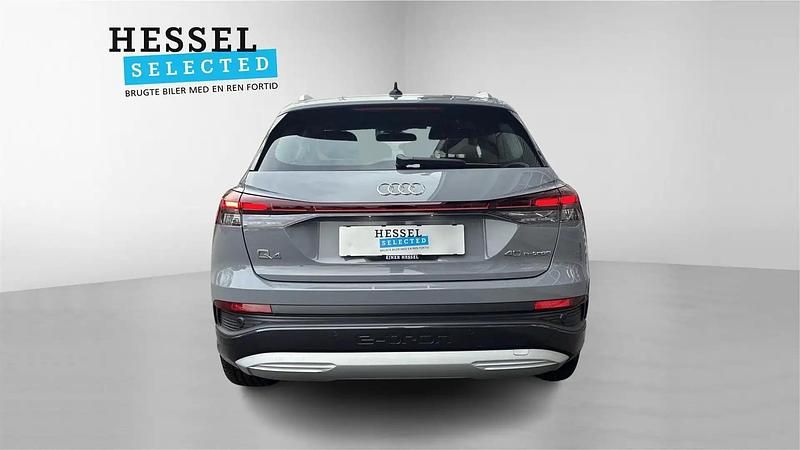 Ny Audi e-tron Comfort 150 kW (204 HK) 2025 Moonstone grey SUV