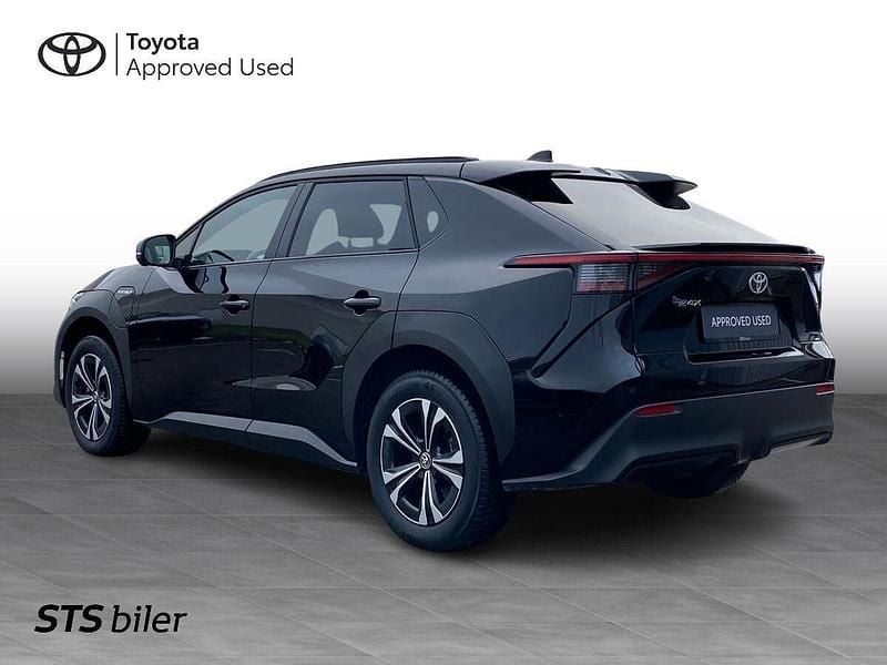 Brugt Toyota bZ4X Active 150 kW (204 HK) 2023 Sort metallak SUV