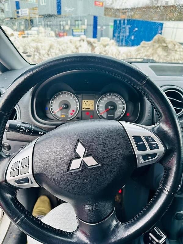 Brugt Mitsubishi Colt Elegance 95 HK (69 kW) 2012 Hatchback