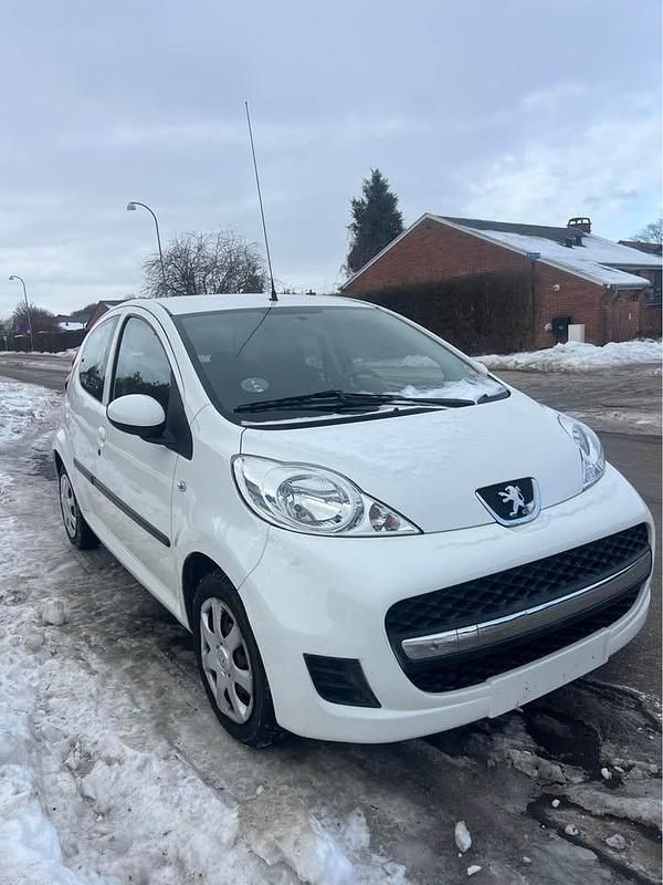 Brugt Peugeot 107 68 HK (50 kW) 2010 Hatchback