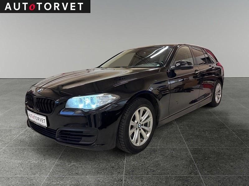 Sort Brugt 2015 BMW 525 Stationcar | 134.700 kr. - Billede 1/4