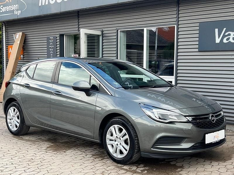 Brugt 2017 Opel Astra Enjoy Hatchback | 119.900 kr. (God pris) - Billede 1/4