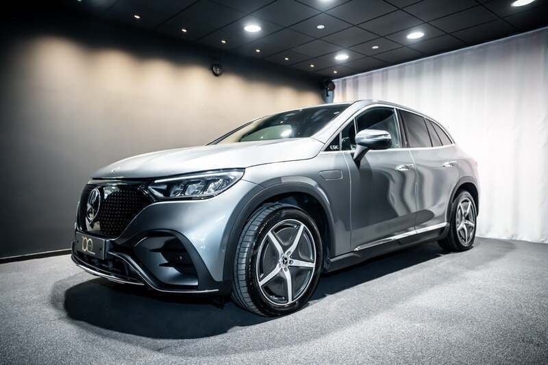 Farve: gråmetal Brugt 2023 Mercedes EQE350 SUV AMG line SUV | 599.900 kr. (Super pris) - Billede 1/4
