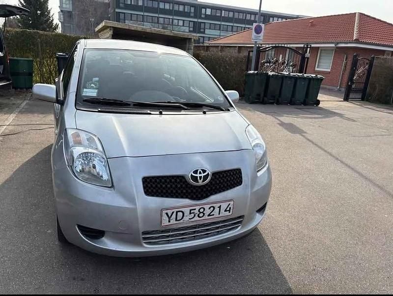 Brugt Toyota Yaris 90 HK (66 kW) 2006 Hatchback