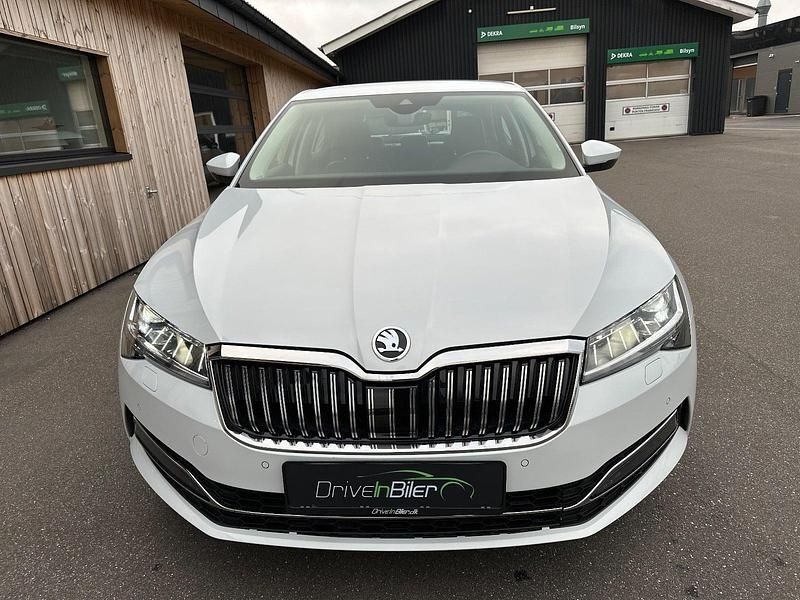 Brugt Skoda Superb Style 150 HK (110 kW) 2020 Hvidmetal Hatchback