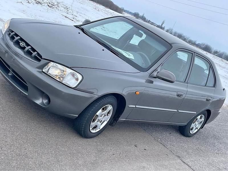 Brugt Hyundai Accent 2001