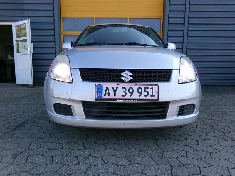 Brugt 2007 Suzuki Swift GLS Hatchback | 16.999 kr. (Super pris) - Billede 1/4