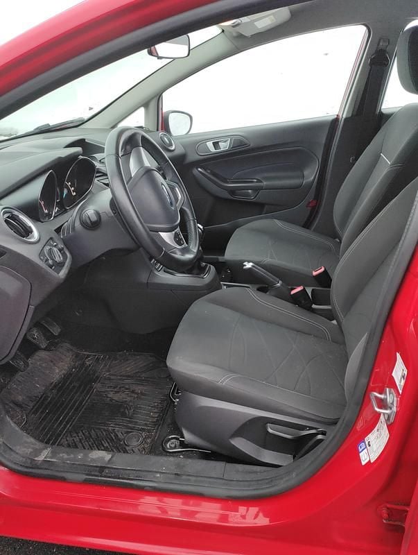 Brugt Ford Fiesta Trend 100 HK (73 kW) 2016 Rød Hatchback