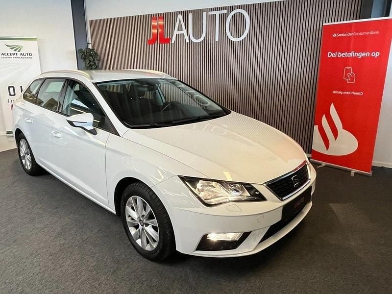 Hvid Brugt 2020 Seat Leon ST Style Stationcar | 134.990 kr. - Billede 1/4