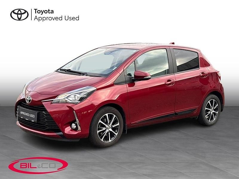 3t3 tokyo red Brugt 2019 Toyota Yaris Multidrive S Hatchback | 149.900 kr. - Billede 1/3