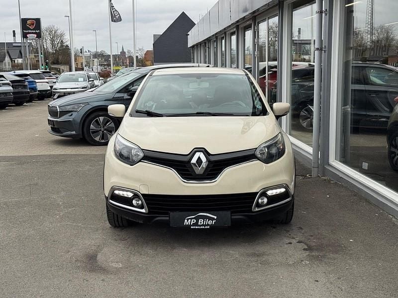 Brugt Renault Captur Expression 90 HK (66 kW) 2014 Beige SUV