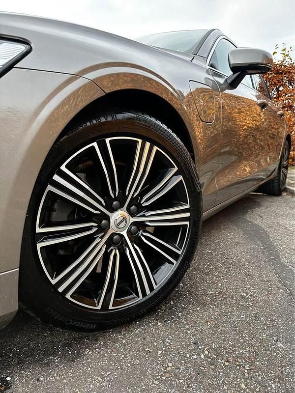 Brugt Volvo V60 Inscription 340 HK (250 kW) 2021 Grå Stationcar