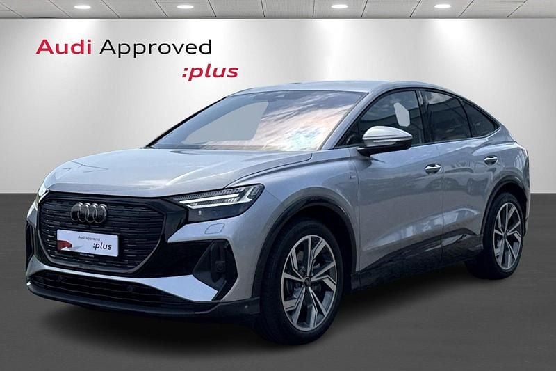 Sølvmetal Brugt 2024 Audi Q4 Sportback e-tron Advanced Plus SUV | 424.900 kr. - Billede 1/4