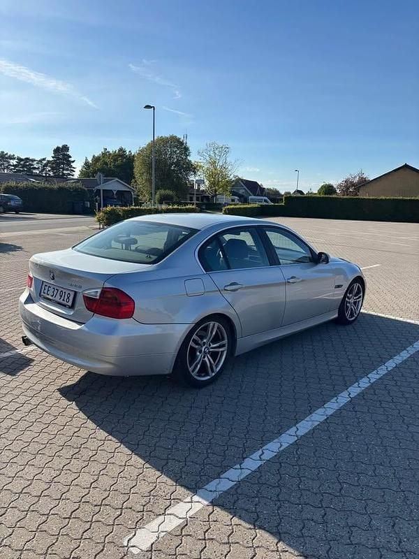 Brugt BMW 325 218 HK (160 kW) 2008 Sedan