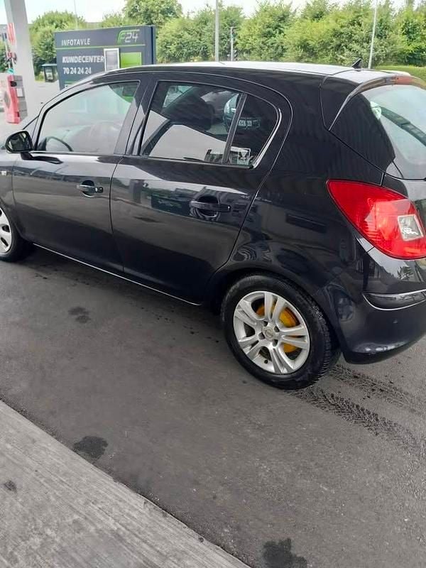 Brugt Opel Corsa 95 HK (69 kW) 2010 Hatchback