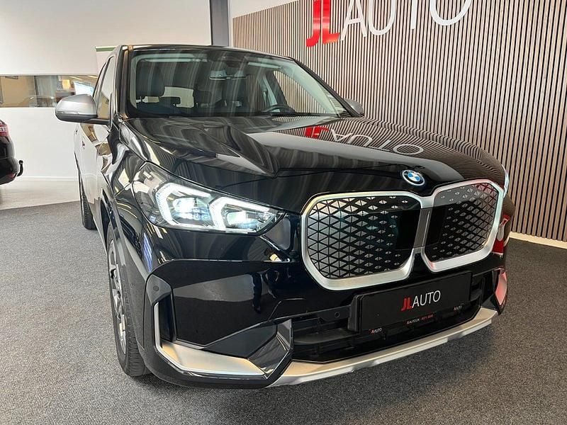 Brugt BMW iX1 xLine 230 kW (313 HK) 2023 Sortmetal SUV