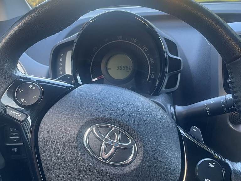 Brugt Toyota Aygo 72 HK (52 kW) 2018 Hatchback