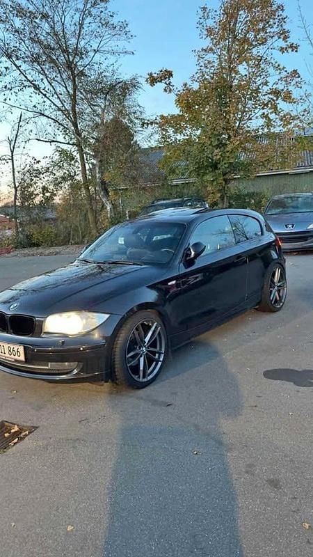 Brugt 2007 BMW 120 Hatchback | 65.000 kr. - Billede 1/4