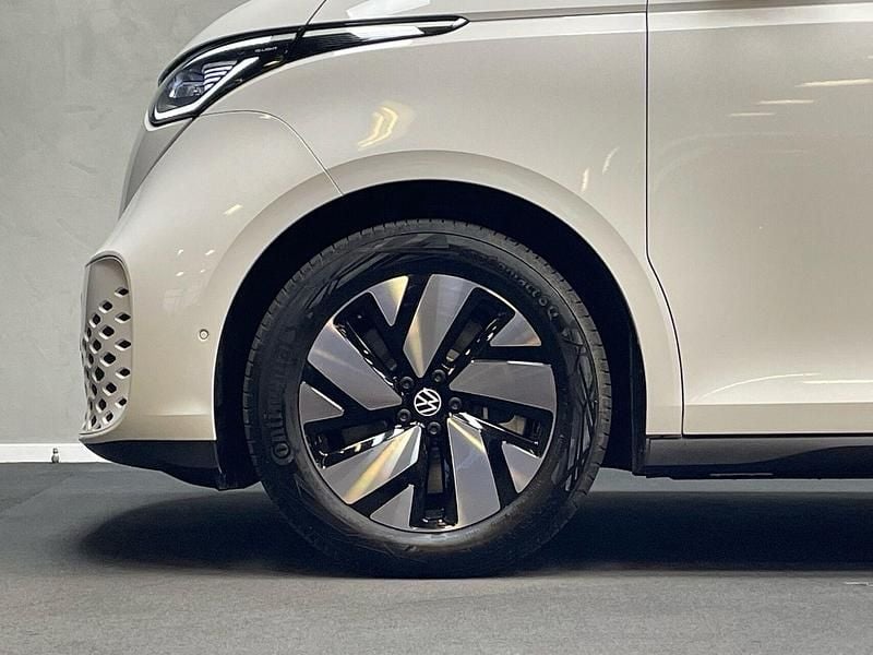 Ny VW ID. Buzz Pro 210 kW (286 HK) 2025 Candywhite MPV