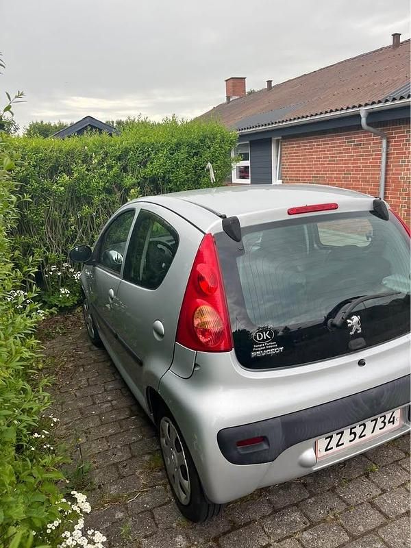 Brugt Peugeot 107 68 HK (50 kW) 2010 Hatchback