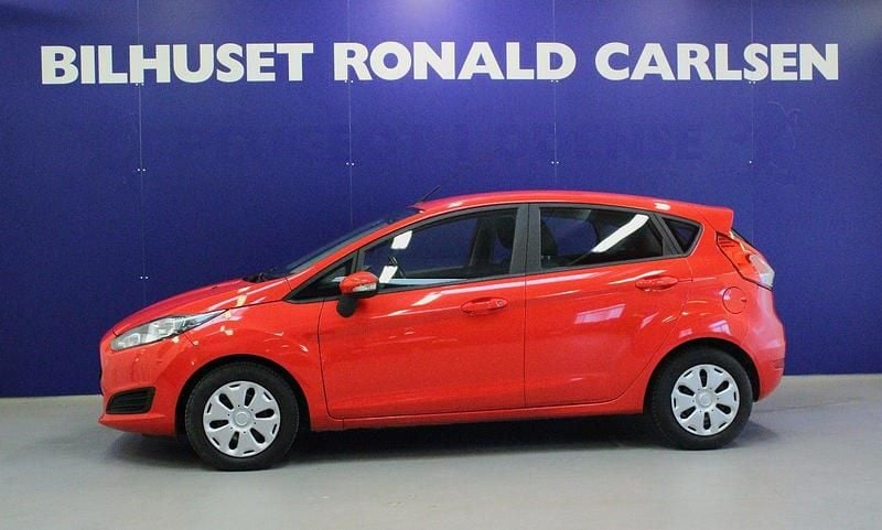 Rødmetal Brugt 2017 Ford Fiesta Trend Hatchback | 74.900 kr. (Fair pris) - Billede 1/4