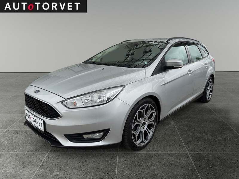 Sølvmetal Brugt 2018 Ford Focus Titanium Stationcar | 79.700 kr. (God pris) - Billede 1/4
