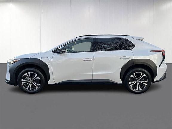 Brugt Toyota bZ4X Executive 150 kW (204 HK) 2023 089  platinum pearl white SUV