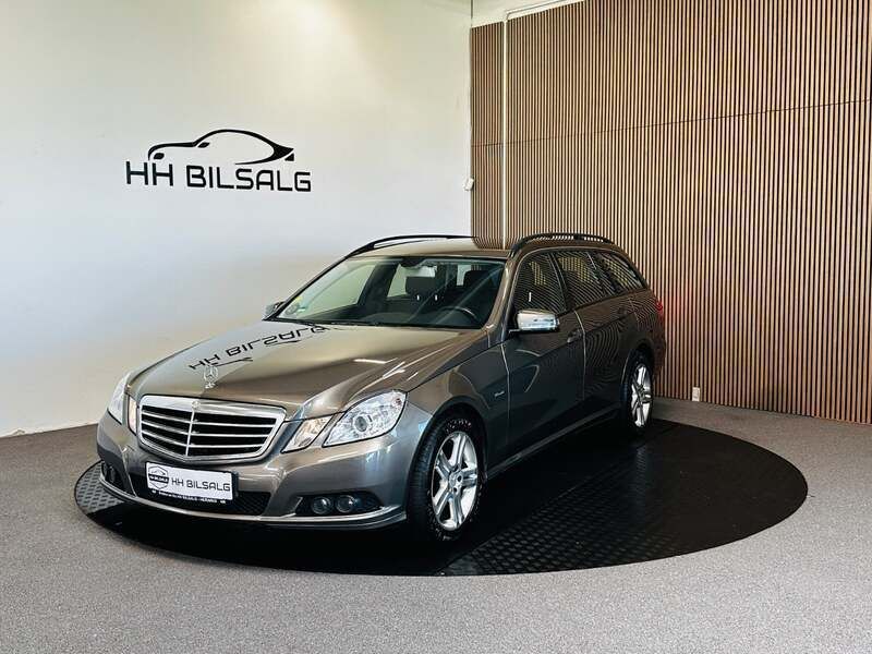 Grå Brugt 2012 Mercedes E220 Stationcar | 89.700 kr. (Super pris) - Billede 1/4