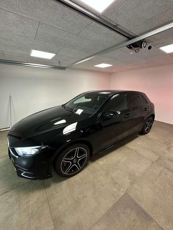 Brugt Mercedes A250 AMG line 218 HK (160 kW) 2020 Sort Hatchback