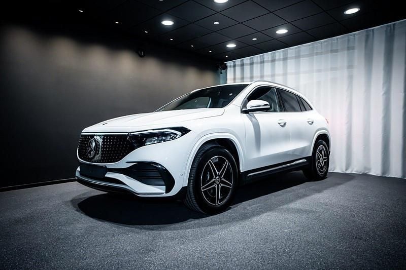 Farve: hvid Brugt 2024 Mercedes EQA250+ AMG SUV | 349.900 kr. (Fair pris) - Billede 1/4