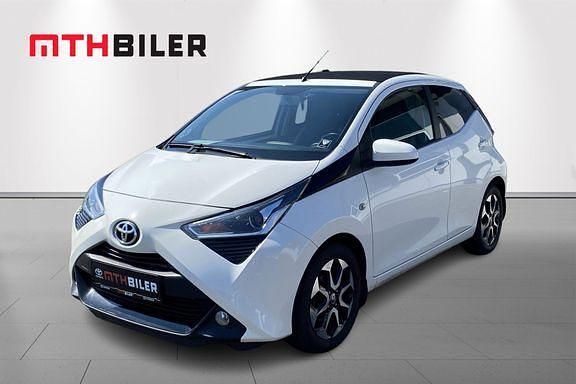 Black metallic Brugt 2020 Toyota Aygo x-press Hatchback | 99.900 kr. (Fair pris) - Billede 1/4
