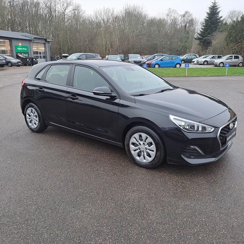 Sort Brugt 2020 Hyundai i30 Comfort Hatchback | 129.900 kr. (God pris) - Billede 1/4