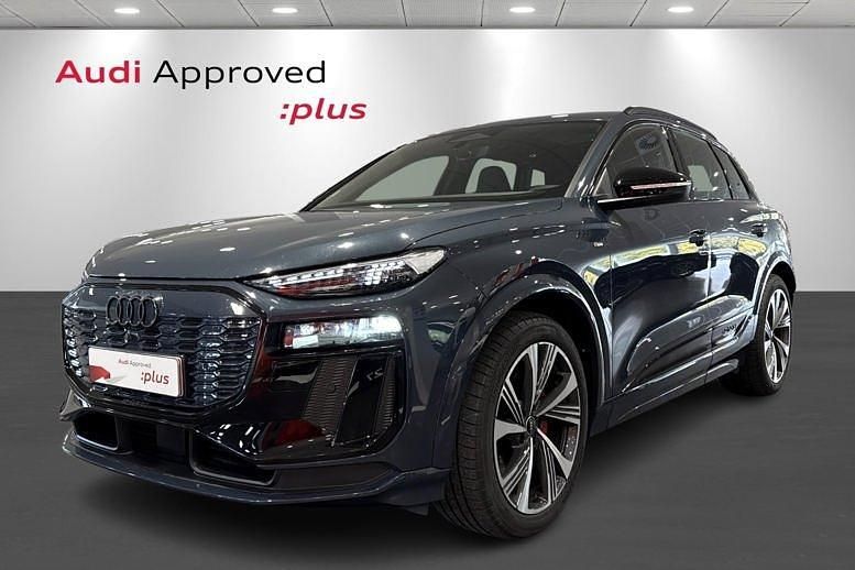 Mørkblåmetal Brugt 2025 Audi Q6 e-tron Performance SUV | 659.900 kr. (Dyr) - Billede 1/4