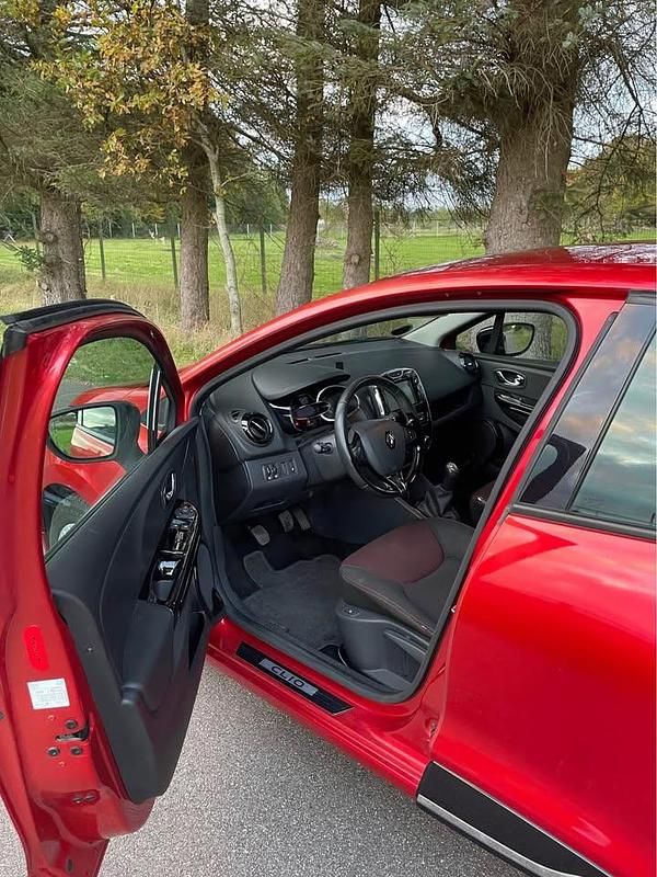 Brugt Renault Clio IV 90 HK (66 kW) 2013 Rød Hatchback