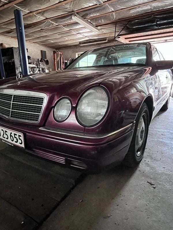 Brugt Mercedes E300 1997 Sedan